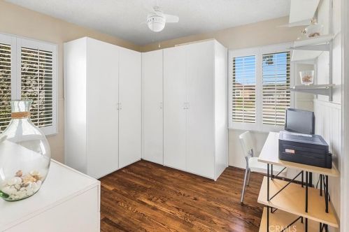 5436 Rosebay St, Long Beach CA  90808-3527 exterior