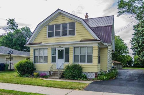 814 Main St, Kaukauna, WI 54180-1002