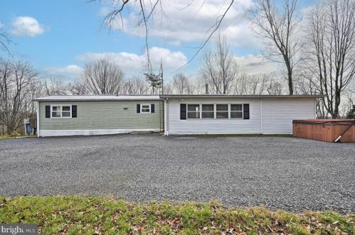 287 Meadows Rd, North Newton, PA 17241-9769