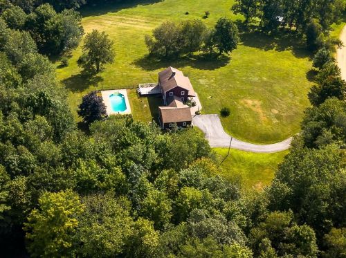 56 Bryant Rd, Belmont NH  03220-3626 exterior