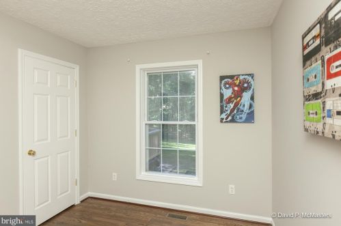 277 Black Cub Run Ln, Harpers Ferry WV  25425-6805 exterior