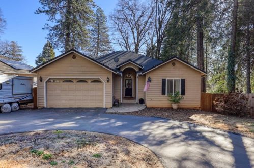 13580 Forest Park Ln, Grass Valley, CA 95945-9652