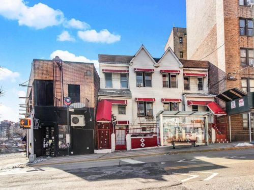 78 170th St, Bronx, NY 10452-7013