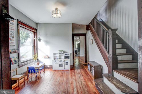 67 Edgewood St, Pottstown PA  19464-5747 exterior