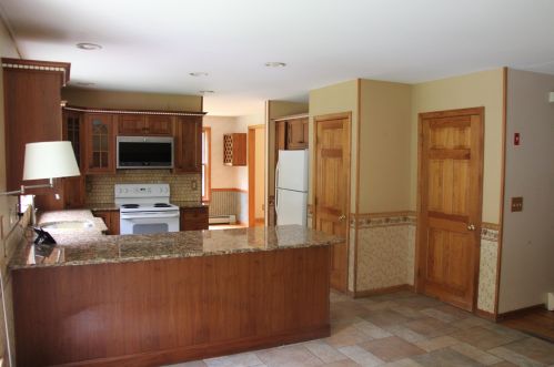 220 Plummer Hill Rd, Henniker, NH 03242-6202