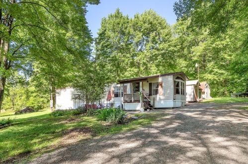 1156 Mount Hope Furnace Rd, Portersville, PA 16051-6008