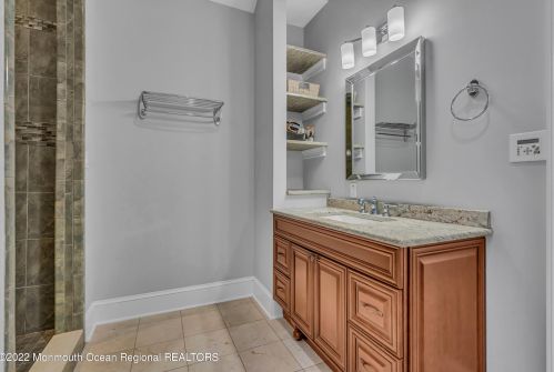 34 Windsor Dr, Little Silver NJ  07739-1311 exterior