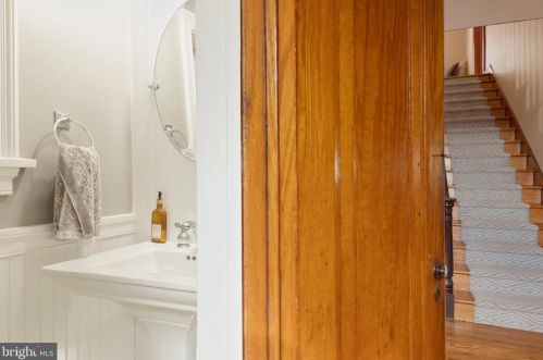 727 Baltimore Pike, Kennett Sq PA  19348-2405 exterior