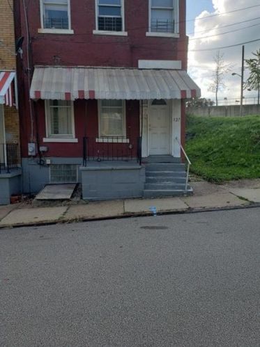 327 Dinwiddie St, Pittsburgh, PA 15219-3337
