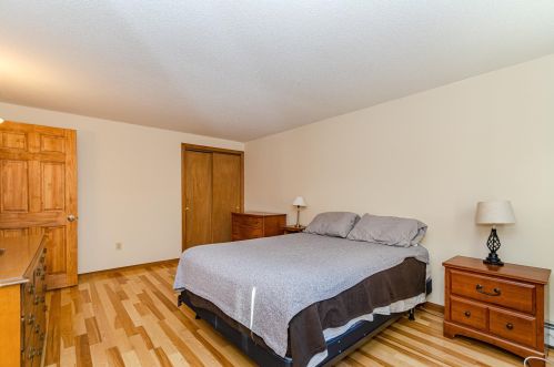 30 Porcupine Cir, Salem NH  03079-2868 exterior