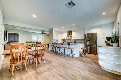 729 Dartmouth Ln, Deer Park TX  77536-6309 exterior