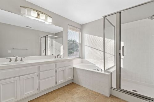 32211 Camino Nunez, Temecula CA  92592-6365 exterior