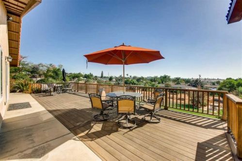 1323 Hermana Ct, Vista, CA 92084-3421