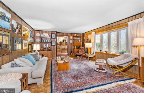 10 Cliffe Dr, Wilmington DE  19809-1602 exterior