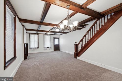 515 Buttonwood St, Norristown, PA 19401-4204
