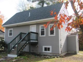 605 Collettes Grv Rd, Derry NH  03038-5808 exterior