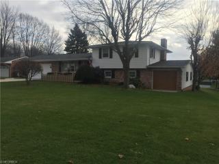 4960 Quincy St, Canton, OH 44708-3474