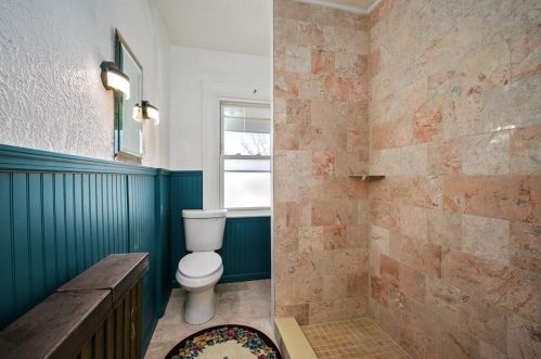 7711 Cannon St, Pittsburgh PA 15218-2108 exterior