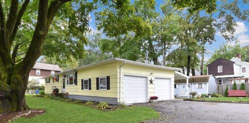 119 Chestnut St, Bristol, CT 06010-6228
