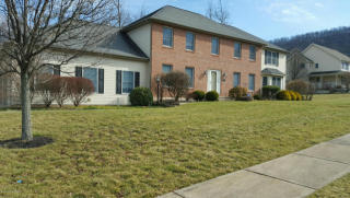 4 Shane Dr, Sugarloaf, PA 18249-3660
