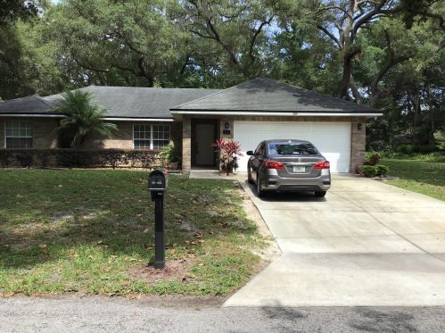 329 Albany Ave, Deland, FL 32724-6115