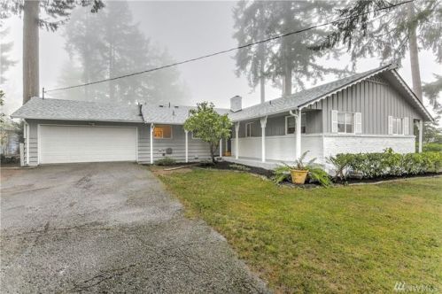 10517 Sunnybrook Ln, Lakewood, WA 98498-3743