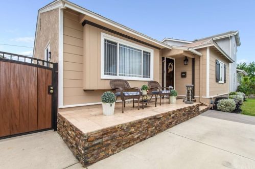 6512 Centralia St, Lakewood, CA 90713-2734