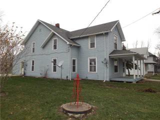 856 Main St, Bono, OH 43445-9609