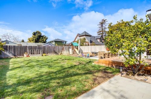 125 Allen St, Pismo Beach CA  93420-3301 exterior