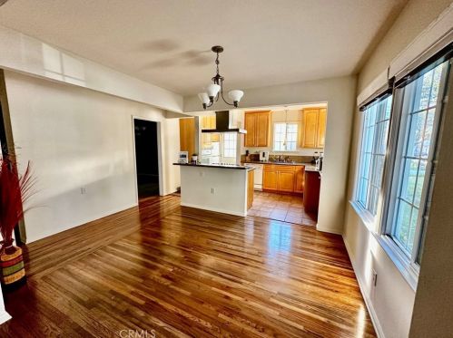 8154 Wakefield Ave, Van Nuys CA  91402-5329 exterior