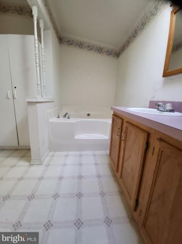 28 Shenandoah Dr, Erial NJ 08081-5217 exterior