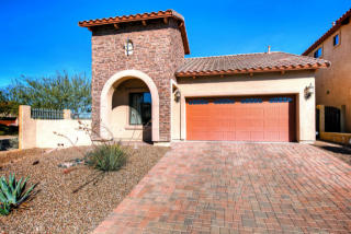 8620 Indigo St, Mesa, AZ 85207-4003
