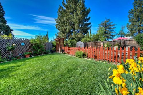 1000 Woodridge Dr, Vacaville CA  95687-6440 exterior