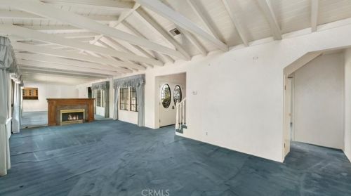8018 4th St, Downey, CA 90241-3606