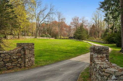 163 Westport Rd, Wilton, CT 06897-4528