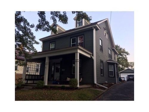 607 Pennsylvania Ave, Oakmont, PA 15139-1512