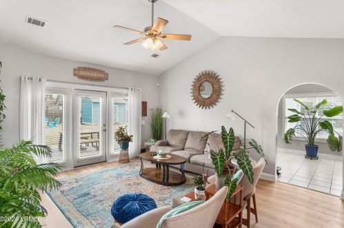 1012 Ferrets End, Beaufort SC  29902-5893 exterior