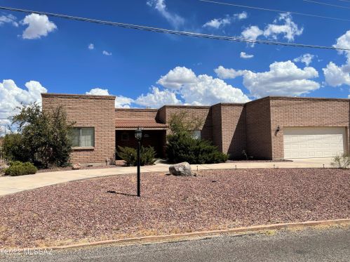 433 Rio Rico Dr, Nogales, AZ 85648-3526