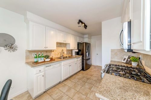 22905 Van Deene Ave, Torrance CA  90502-2543 exterior