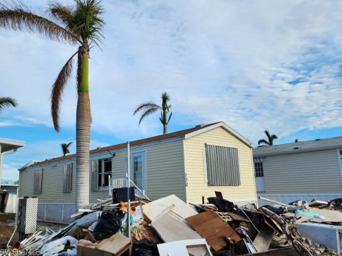 130 Cortez Way, Fort Myers Beach, FL 33931-3422