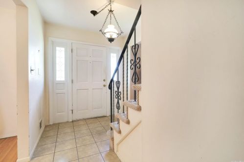 2390 Penny Ct, North Bellmore, NY 11710-3334