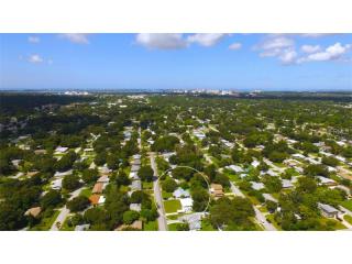 3169 Hatton St, Sarasota, FL 34237-8227