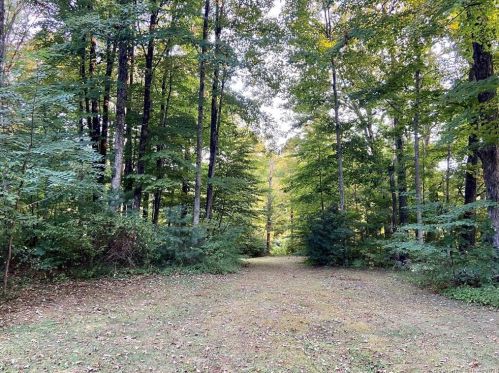 55 Shoddy Mill Rd, Manchester CT  06043-7817 exterior