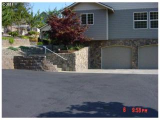 120 Woodrose Ln, Roseburg, OR 97471-1659
