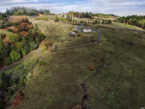 7351 Third Gate Rd, Willits CA  95490-9037 exterior