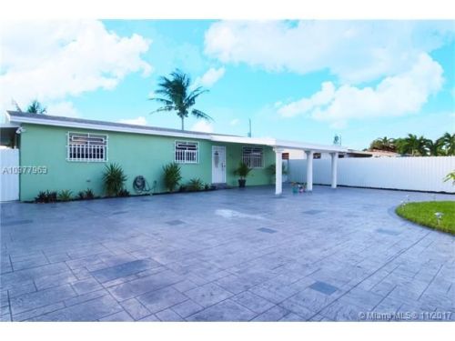 3224 14th Ct, Hialeah, FL 33012-4710