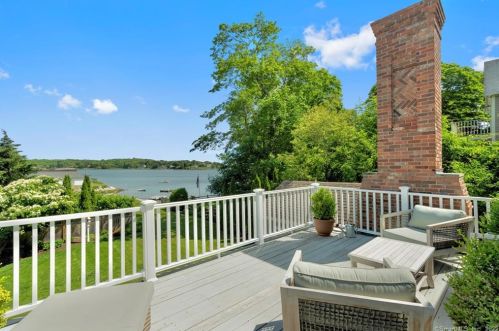 64 Elm St, Groton CT 06340-5616 exterior