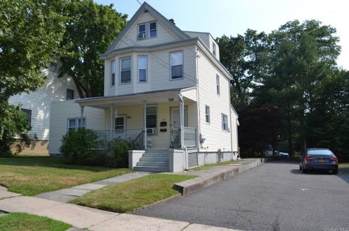 23 Merritt Ave, White Plains, NY 10607-1039