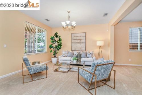 508 Silver Spur Ln, Oakley, CA 94561-4419