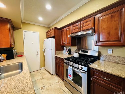 16842 Tracy St, Victorville CA  92395-3722 exterior